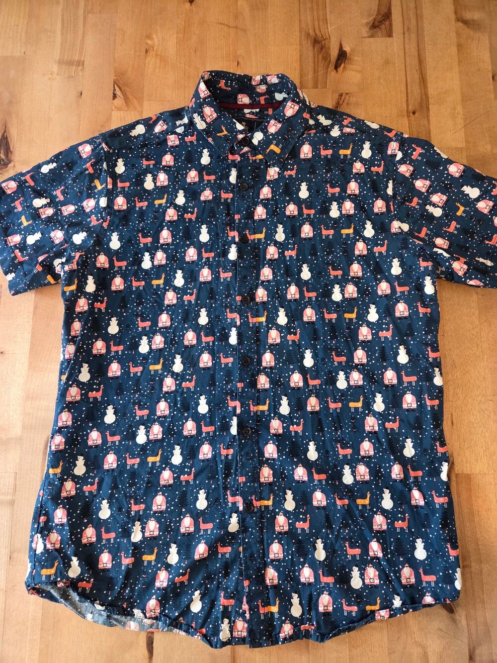 Rugby University Men's Medium Christmas Print Shirt